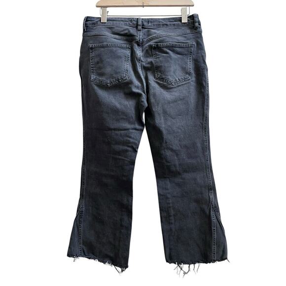 Free People Rita Size 31R Black Wash Raw Hem Flare Crop Jean 25 Inch Inseam - Picture 4 of 12